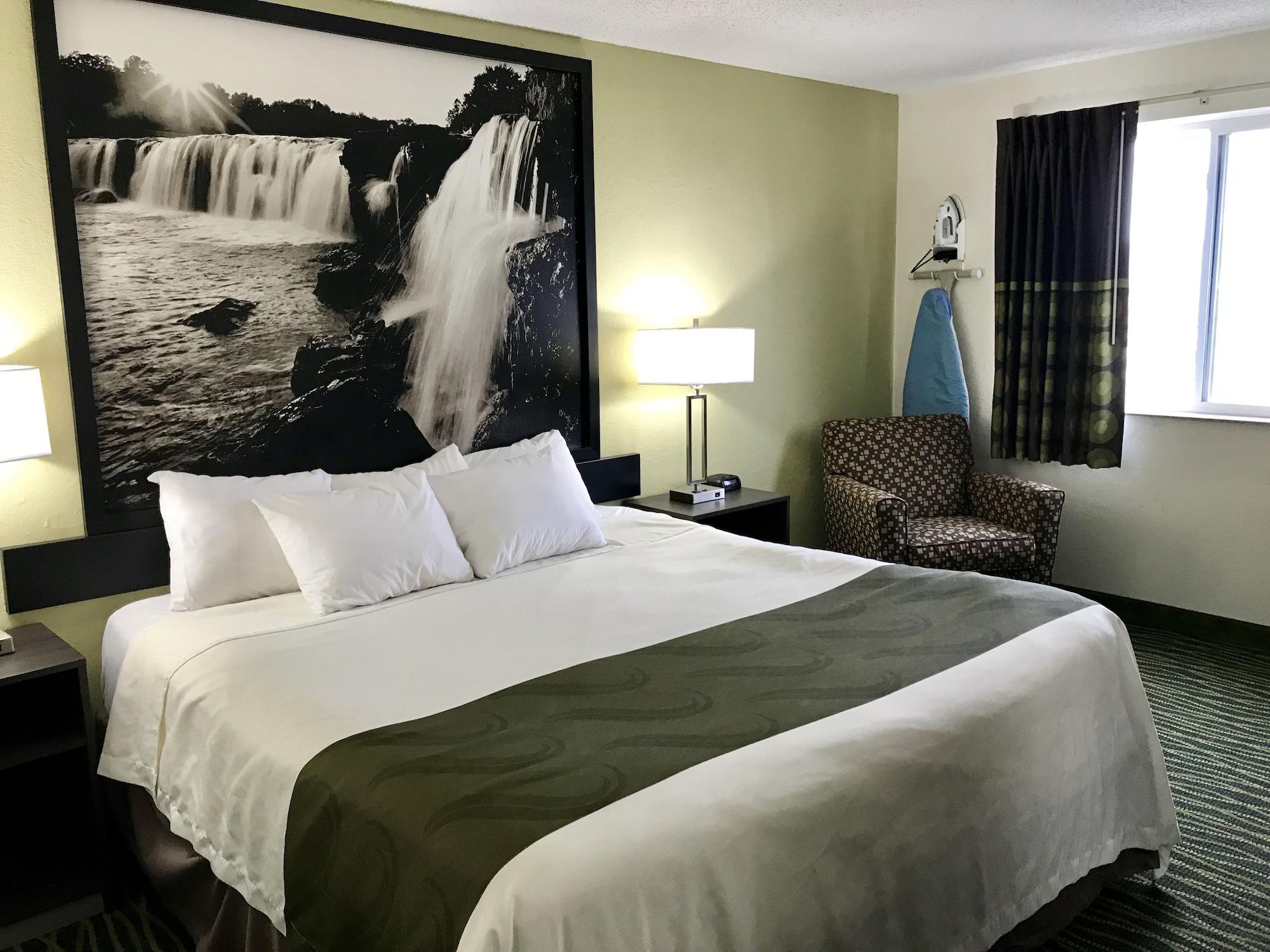 Super 8 By Wyndham Independence Kansas City Екстериор снимка
