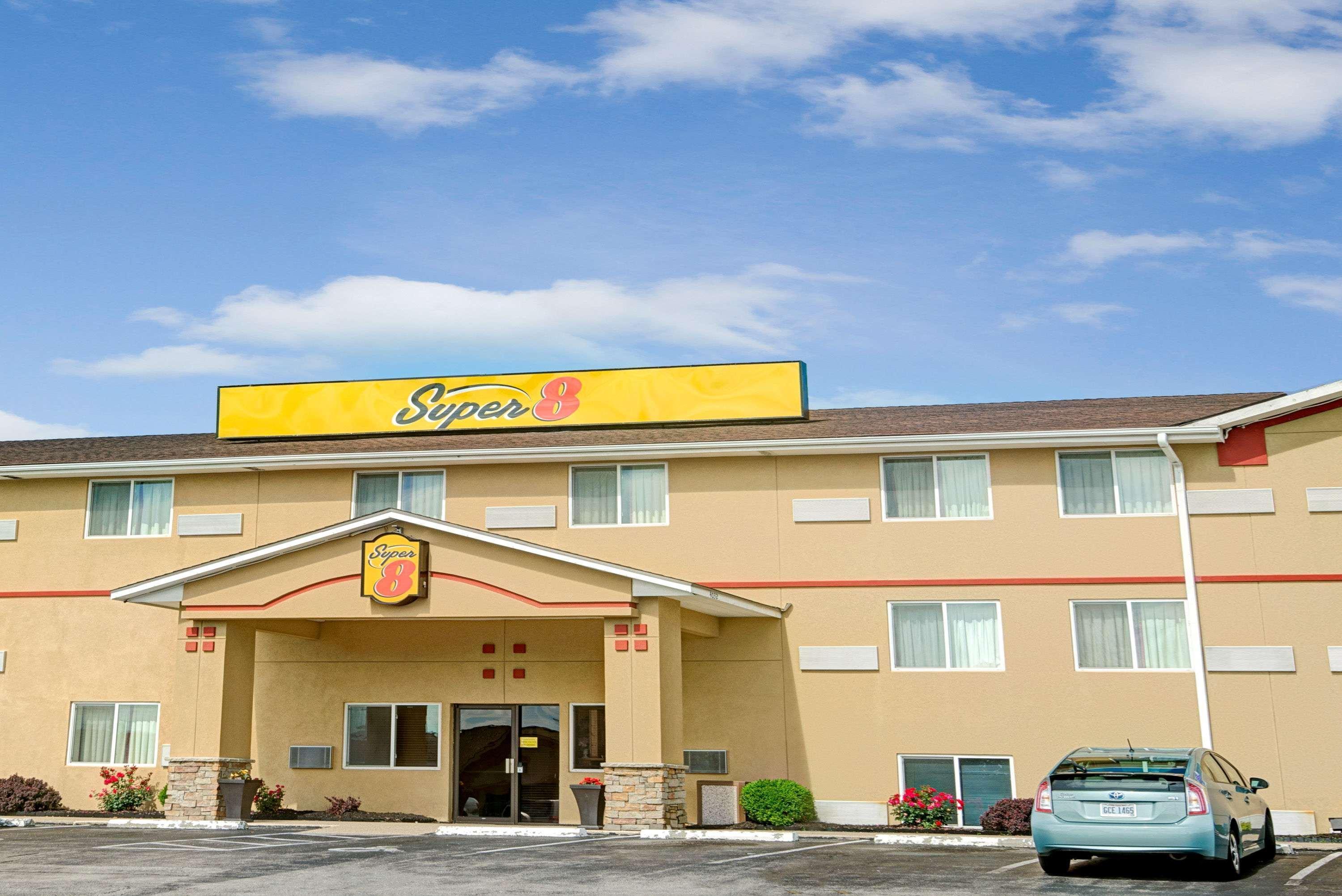 Super 8 By Wyndham Independence Kansas City Екстериор снимка