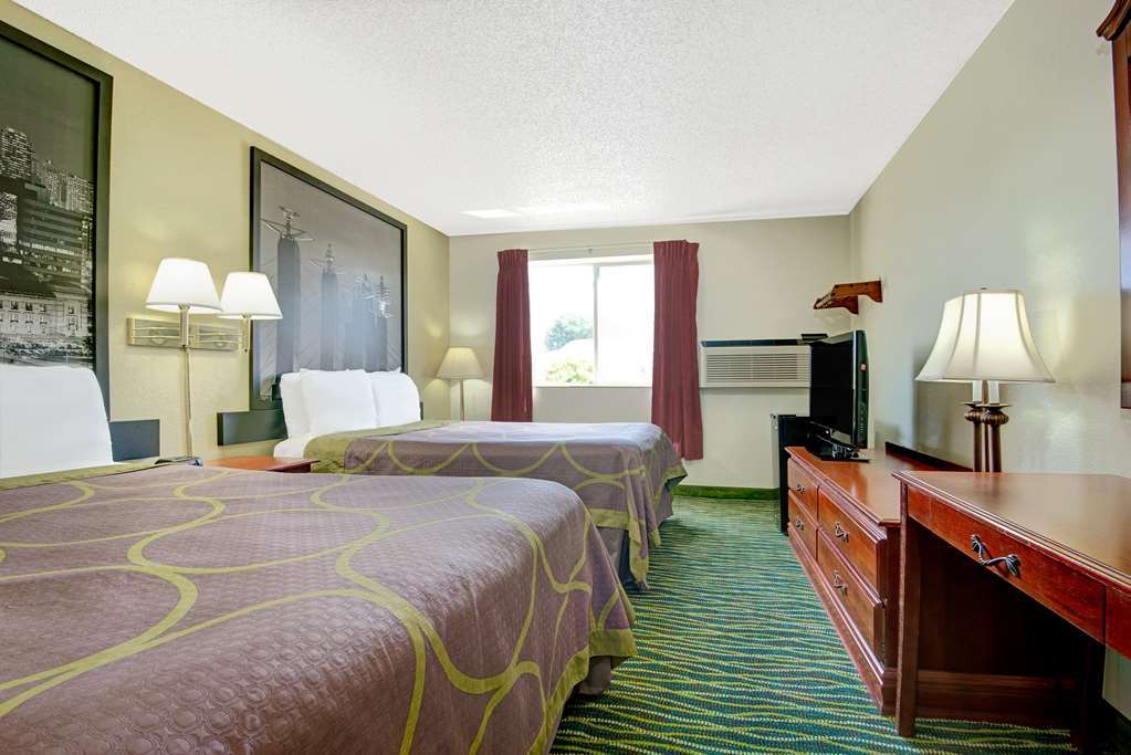 Super 8 By Wyndham Independence Kansas City Съоръжения снимка