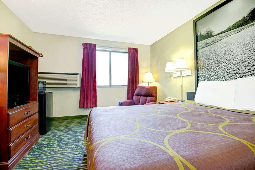 Super 8 By Wyndham Independence Kansas City Стая снимка